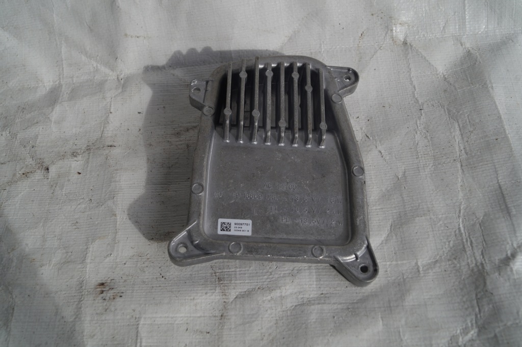 фото №1, Перетворювач модуль drl jeż led mini f54 f56 f57 90097751