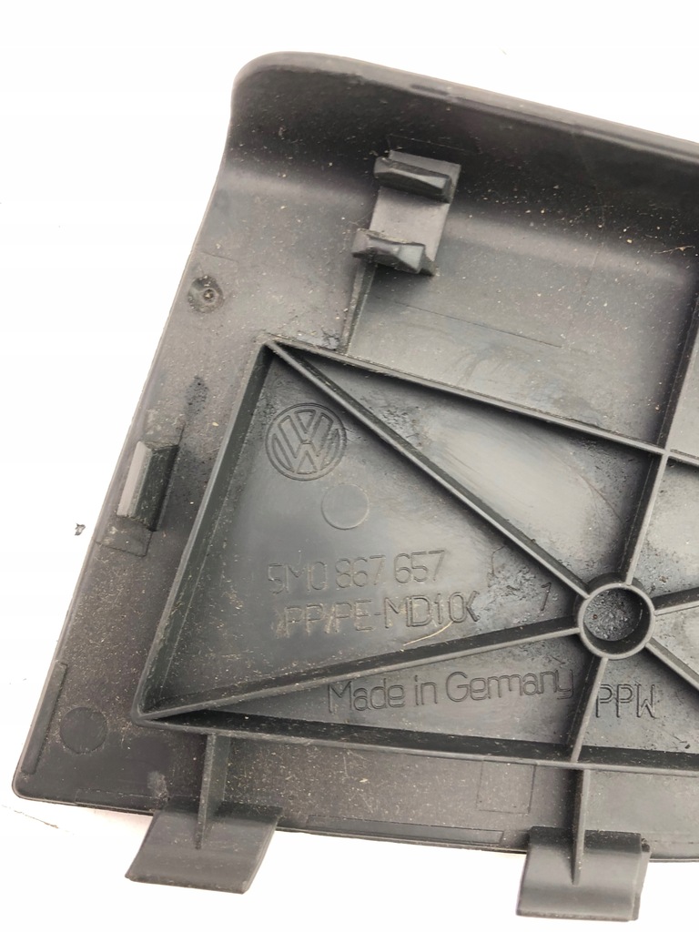 фото №6, Vw golf v plus защита заглушка лампы 5m0867657