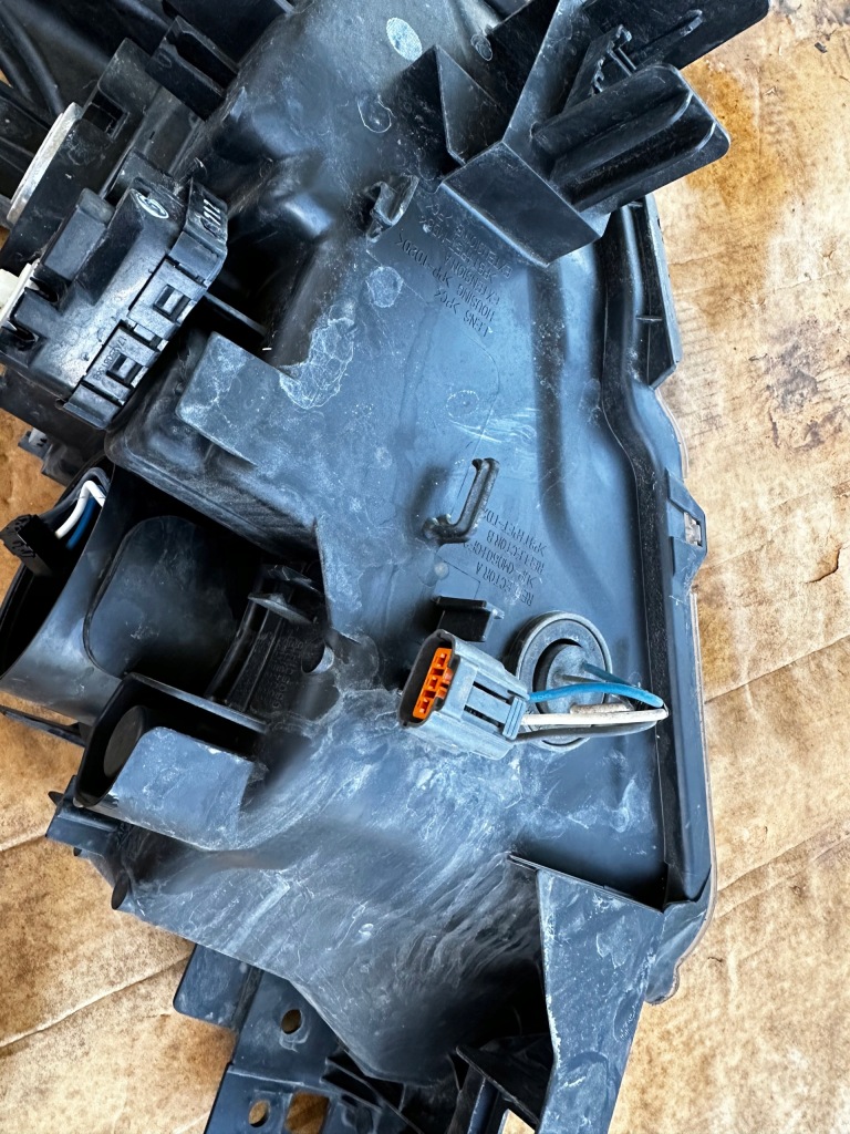 фото №13, Mercedes glc w253 x253 lift full led multibeam перед правая a2539065003