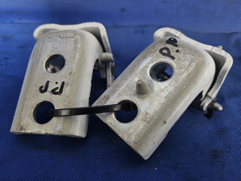 фото №1, Петли дверь правый перед expert iii jumpy iii proace ii