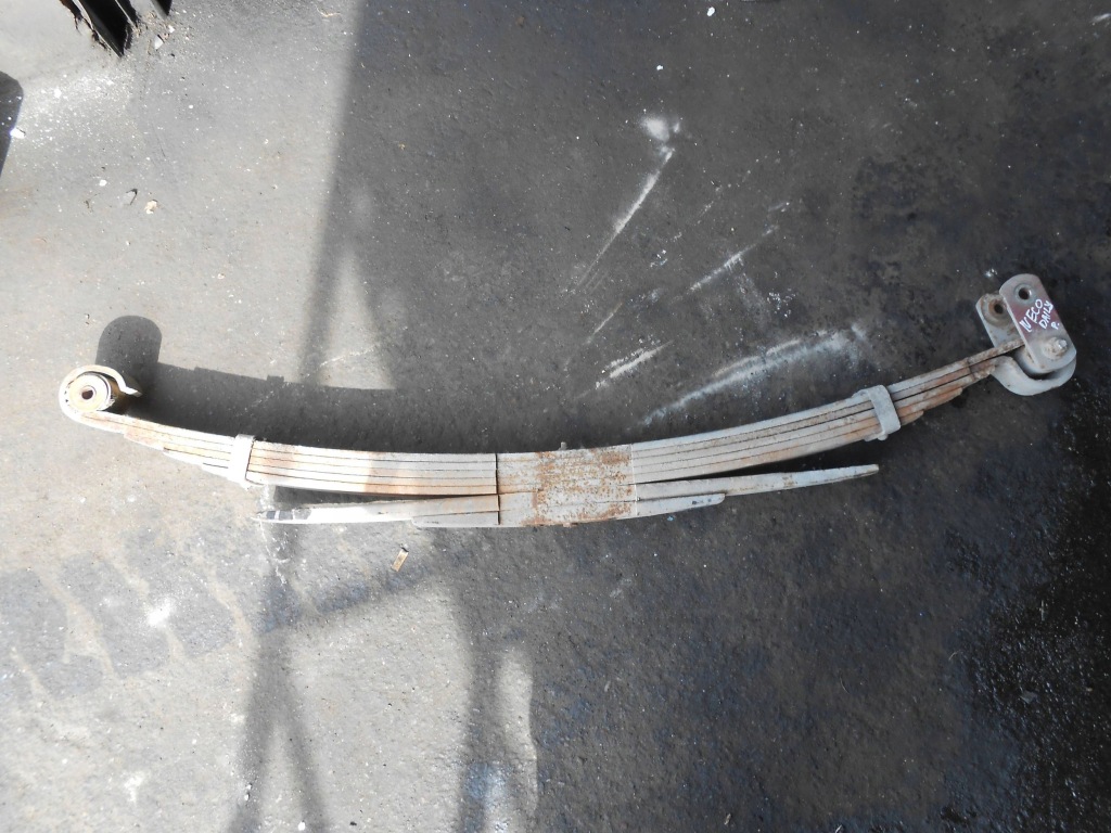 Купити Iveco daily 3 3 ресора лівий 7 щітка