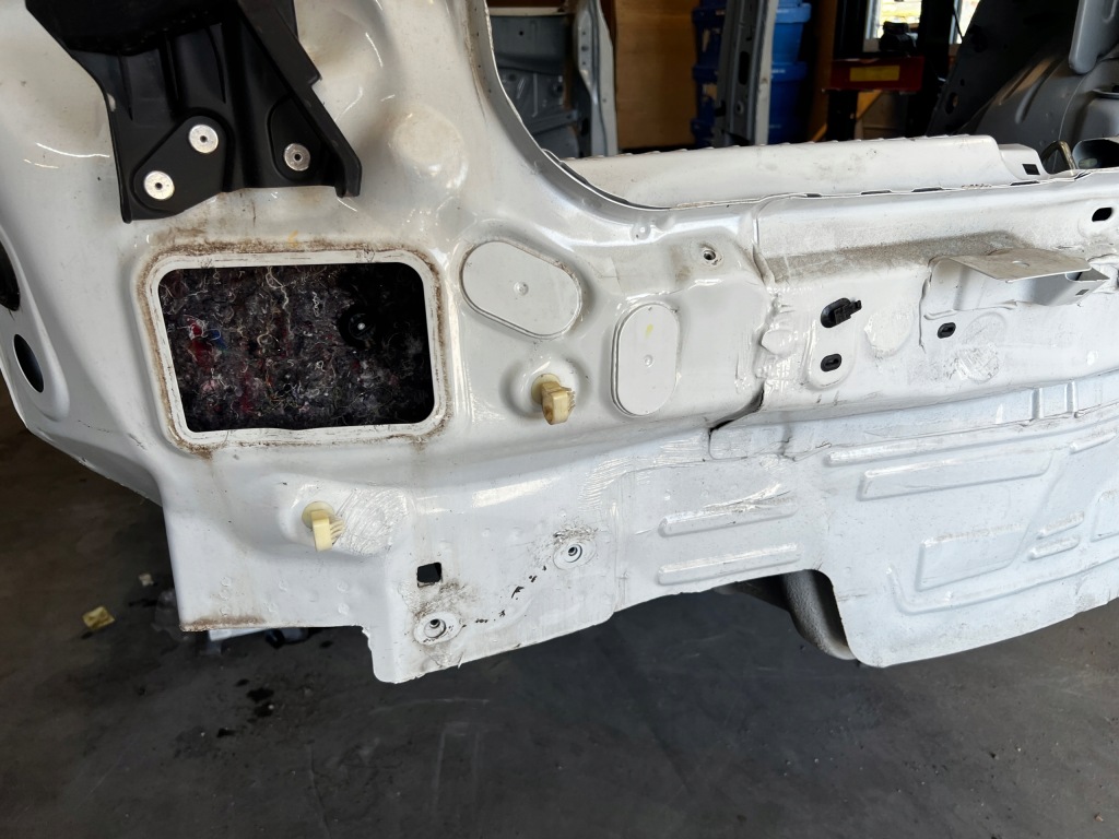 фото №6, Чверть кузов крила лонжерон поріг дах задня dacia sandero iii 3