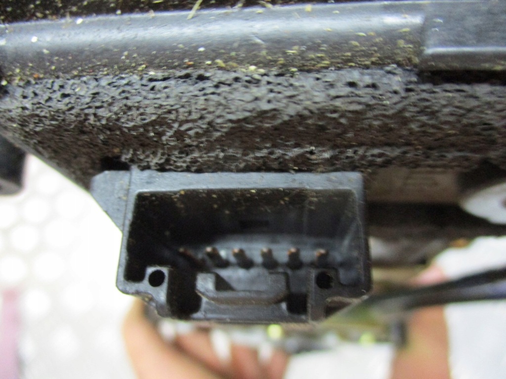 фото №2, Замок правый задняя mazda 2