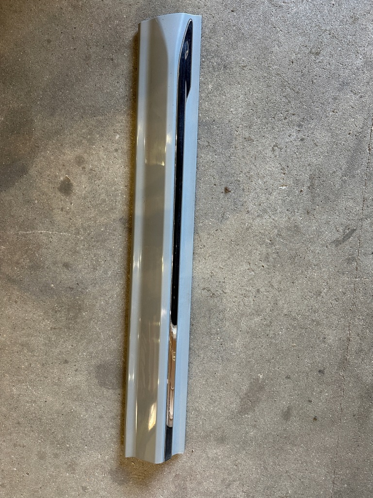 фото №1, Молдинг дверь перед левая volvo xc60 ii inscription 31440302