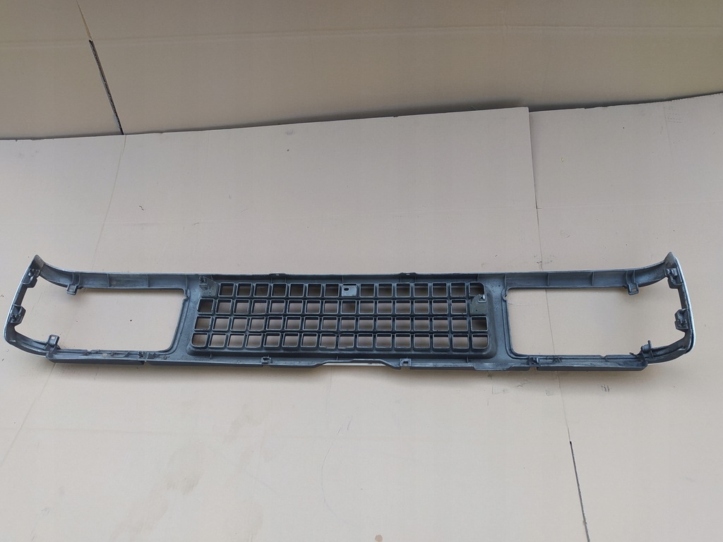 фото №6, Isuzu trooper 82-91 решётка радиатора заглушка