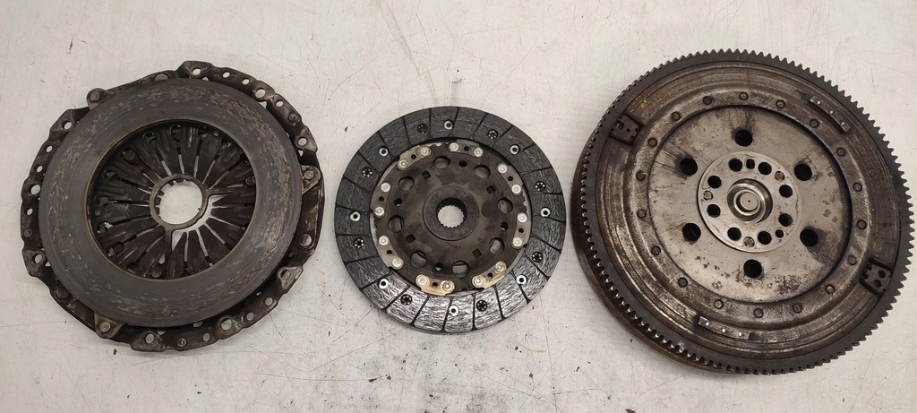 фото №10, Колесо двухмассовый диск прижим сцепление bmw e83 x3 2,0d