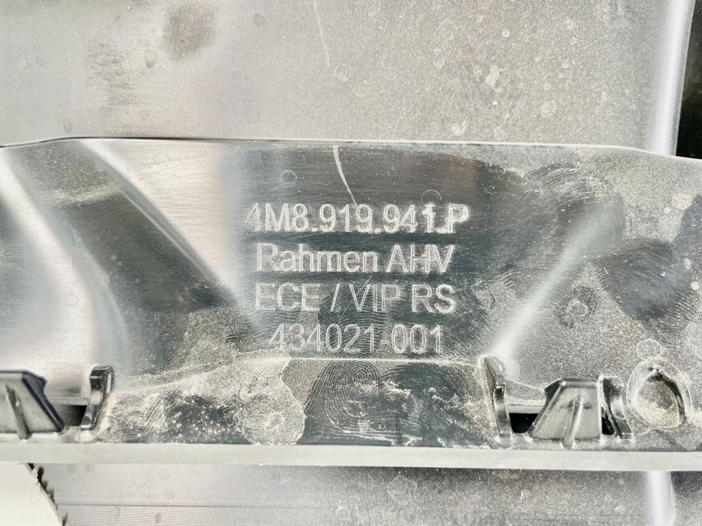 фото №8, Audi rsq8 q8 performance бампер накладка бампера задняя задняя 4m8807941g