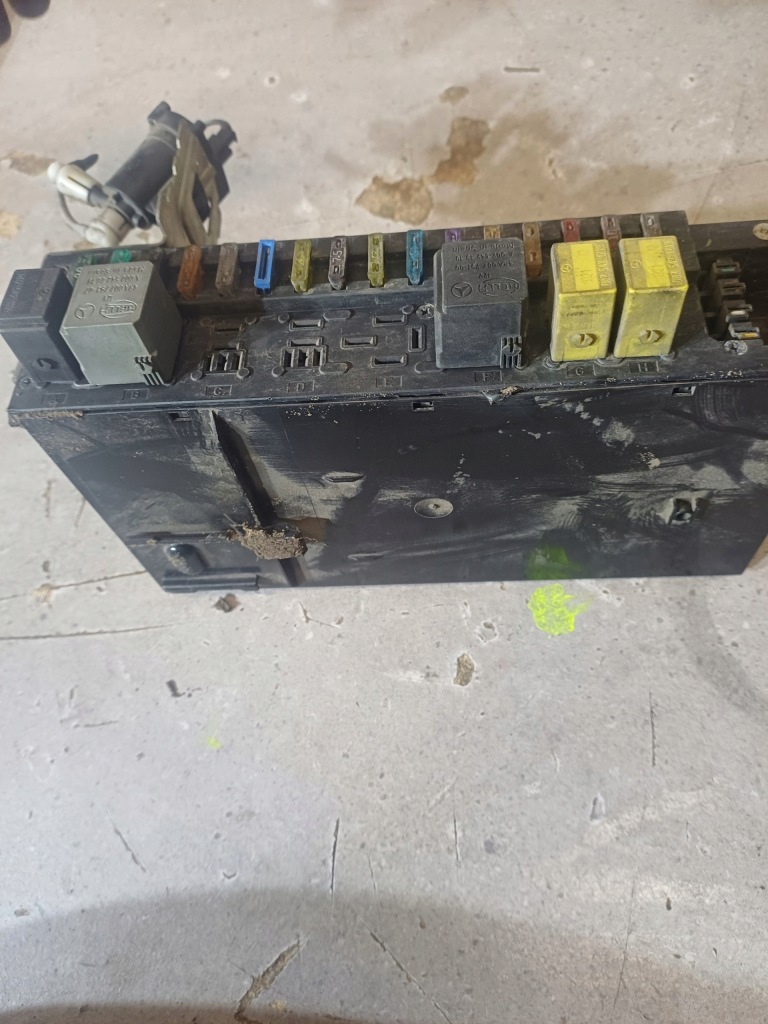 Модуль предохранителей sam mercedes w203 nr. 0025459701 Доставка