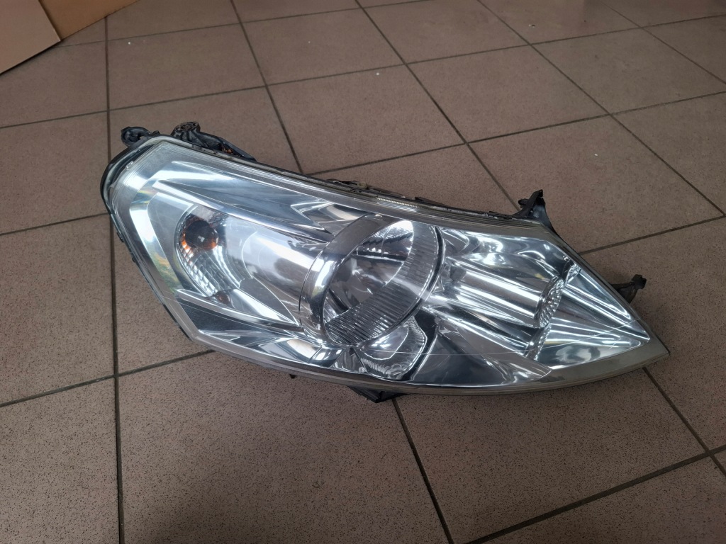 Купити Fiat scudo ii citroen jumpy peugeot expert лампа права перед europa 06-