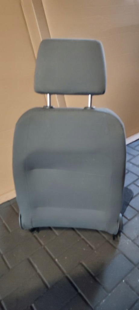 фото №6, Сиденье передний правый пассажира vw touran