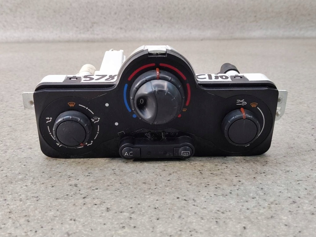 фото №1, Панель кондиціонера обдув 69597003 renault clio iii