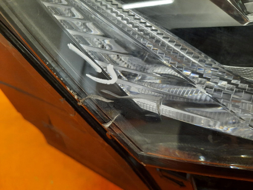 фото №6, Skoda kodiaq ii 24- лампа правая перед фара правый 57h941036a