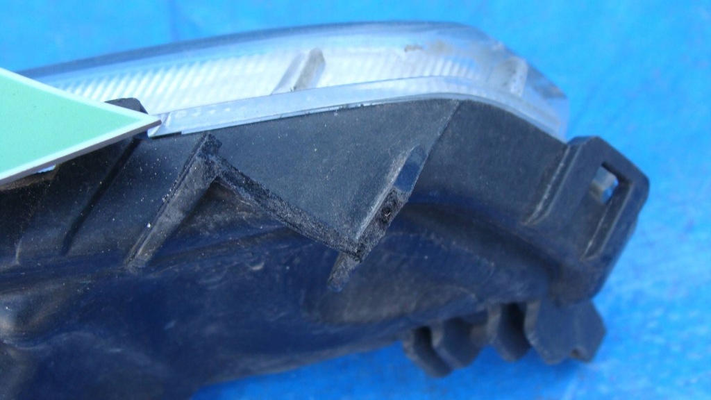 Противотуманная фара левый передок  передний drl led hyundai tucson 3 3 92207d7000 с Разборки