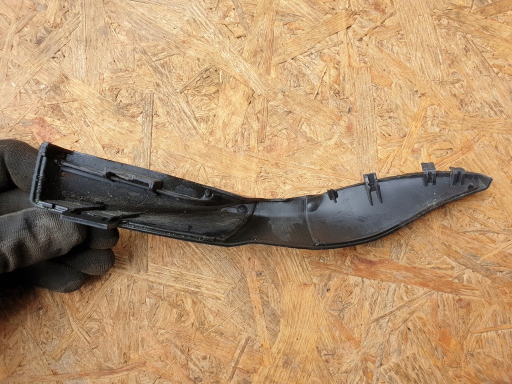 фото №8, Volvo v70 iii v60 защита жабо уголок