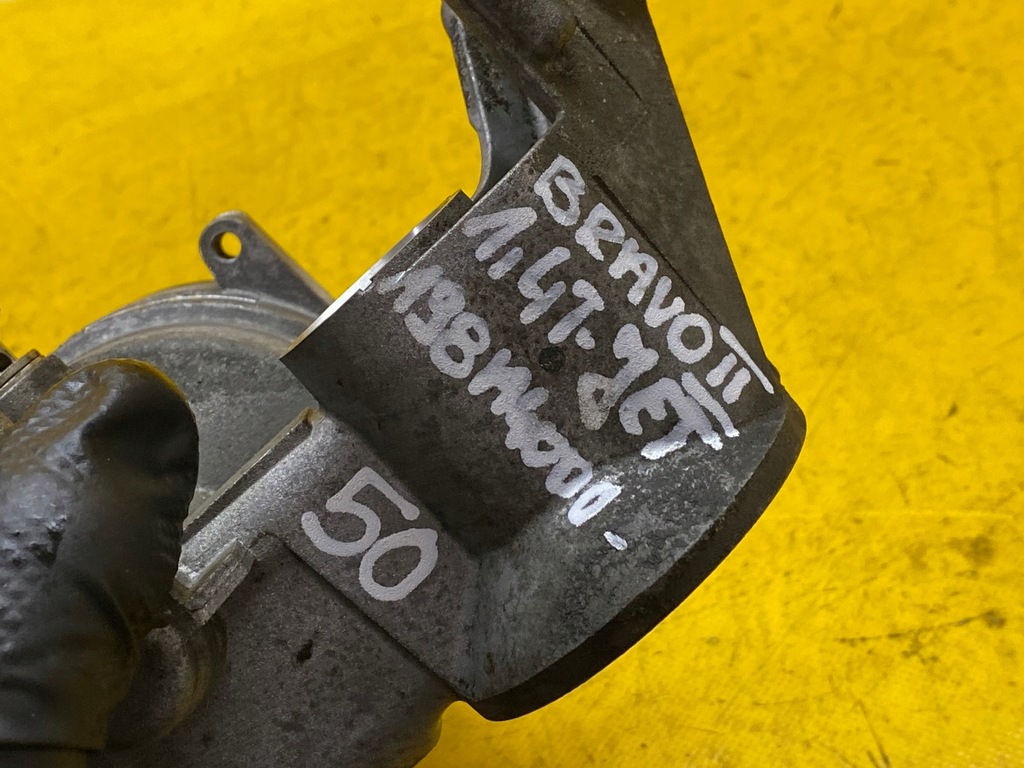 фото №8, Основание фильтра масла 55212027 bravo ii tipo ii 1.4 t-jet 198a4000