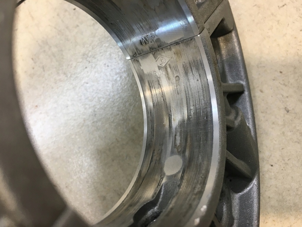 фото №6, Кронштейн вала voyager iv 2.8 crd