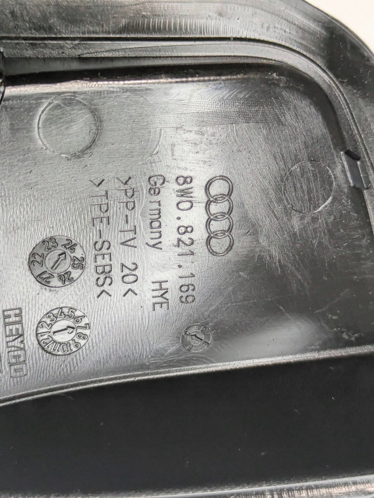 фото №5, Audi a4 s4 b9 лівий панель оздоблювальний крила 8w0821169