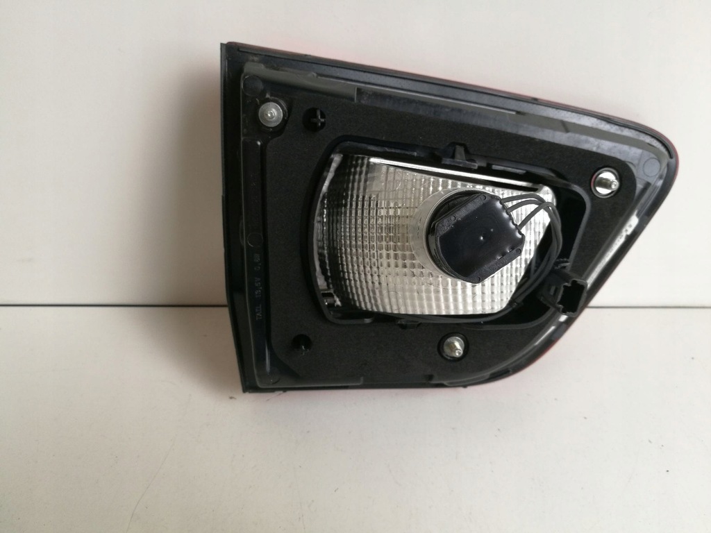 фото №2, Лампа задняя правая w крышка renault kadjar