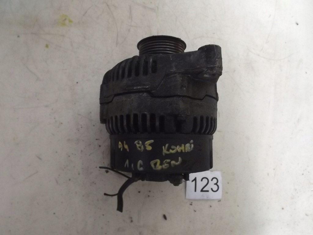 фото №1, Audi a4 b5 генератор 1,6 бензин