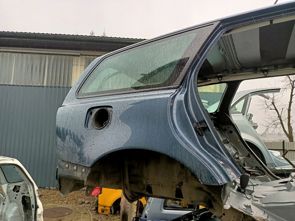 фото №1, Четверть крыло правый задняя volvo v50 kombi