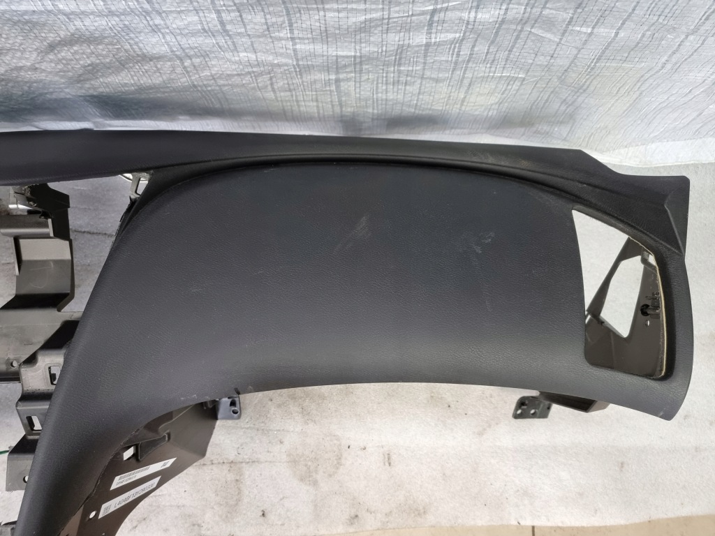 фото №3, Infiniti q50 q60 приборная панель консоль