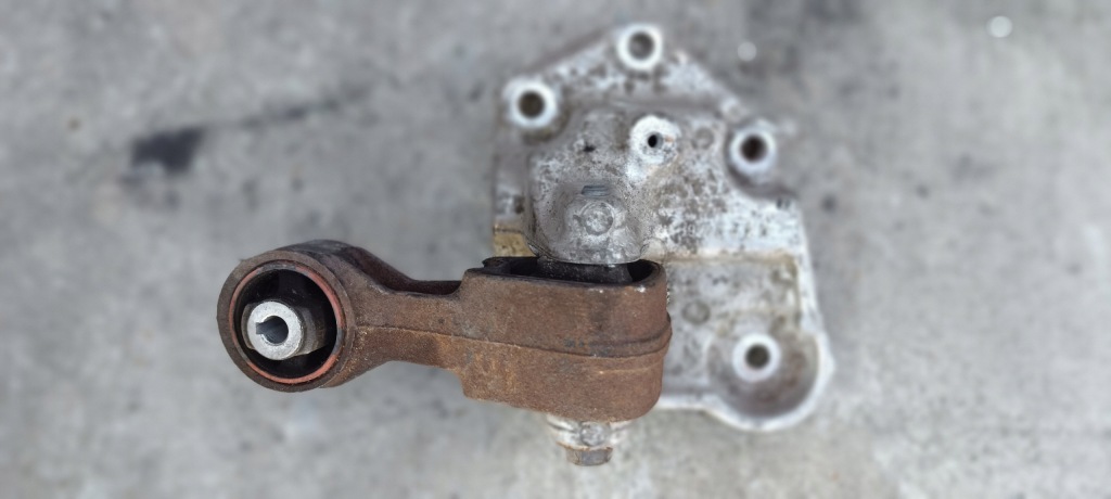 фото №1, Кронштейн двигуна подушка fiat scudo expert jumpy ii 975420