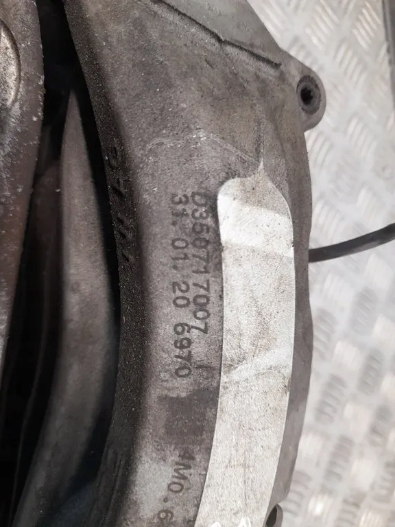 фото №8, Audi q8 4m0615105gq супорти