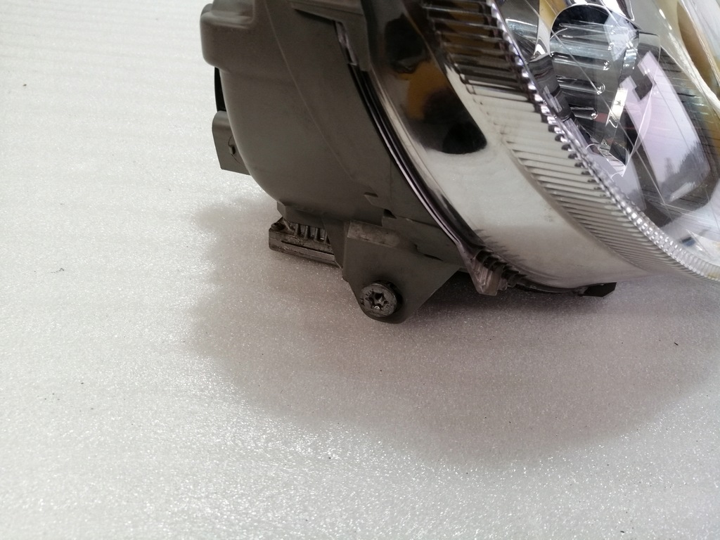 фото №8, Mercedes w203 coupe ксенон правий перед