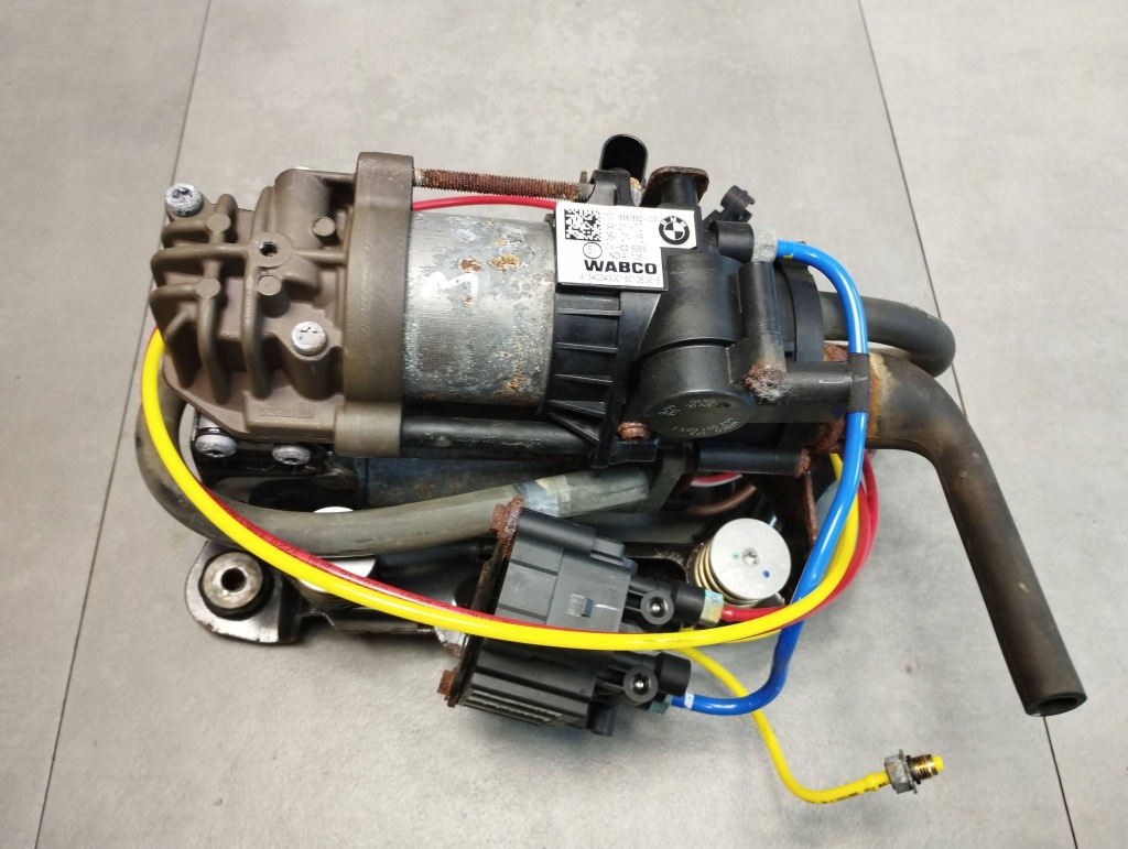 фото №1, Bmw 7 g11 насос подвеска компрессор 6861882