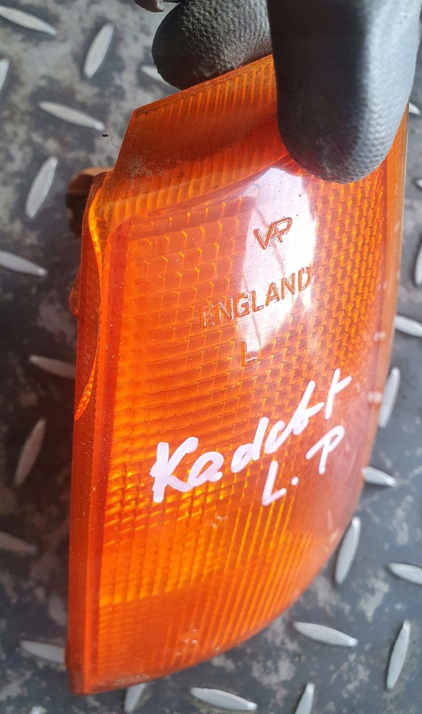 фото №3, Поворотник левый opel kadett e