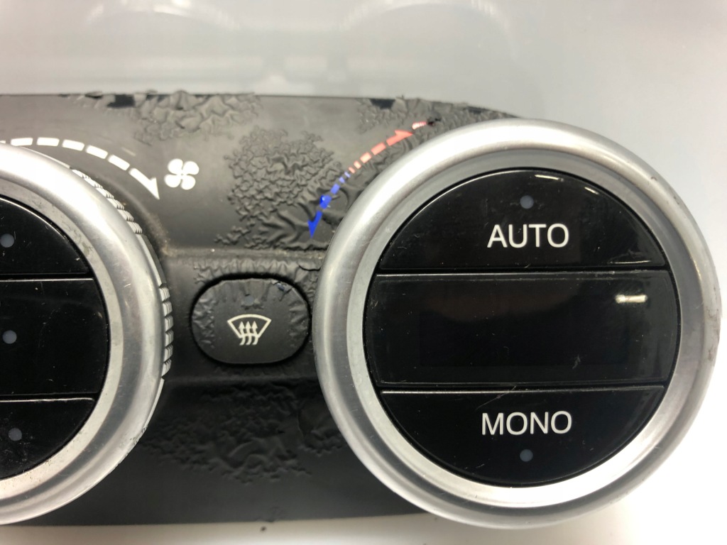 Панель кондиционера fca 156101737 Доставка