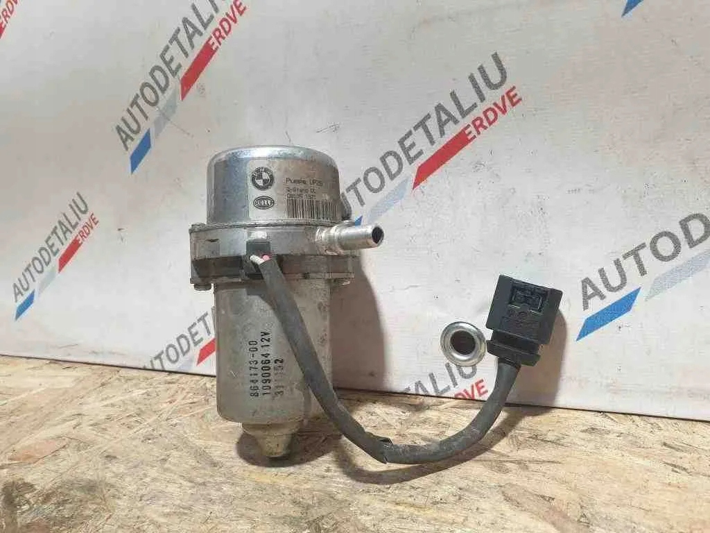 Насос вакуумный bmw 3 кабриолет  e93 34332283333 2.0l бензиновый 2012 Киев