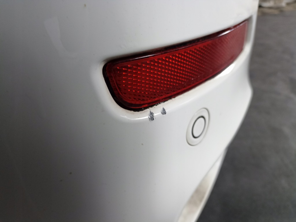 Бампер задній bmw x5 f15 m набір a300 alpinweiss 4xpdc kompletny Зі Шроту