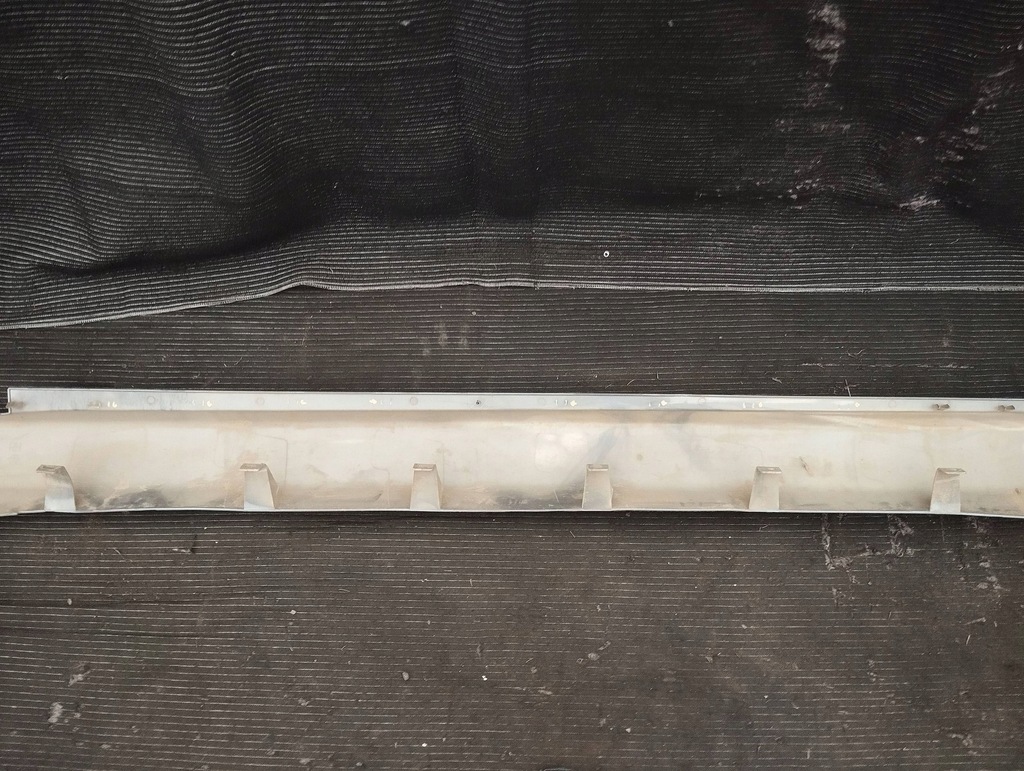 фото №9, Молдинг накладка поріг права dodge durango iii 1td30trmaa