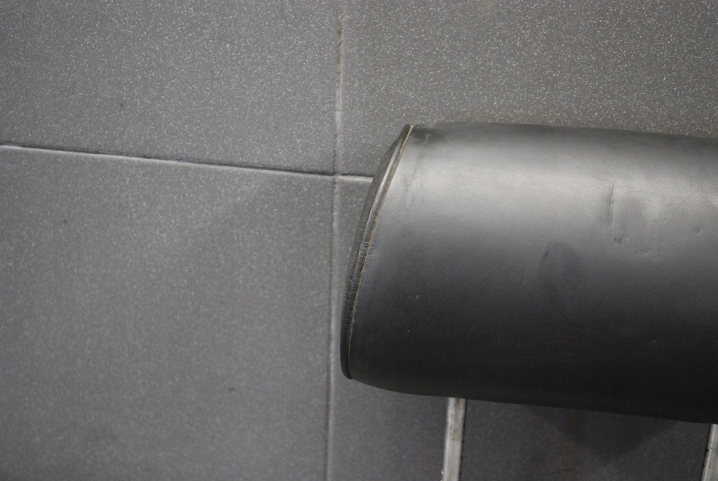 фото №7, Підголівник перед чорний audi a8 d2