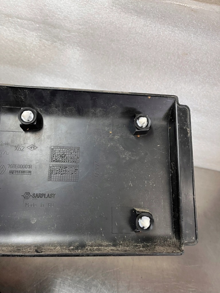 фото №7, Молдинг лівий задня задня renault master iii 3 iv 4 768e00001r