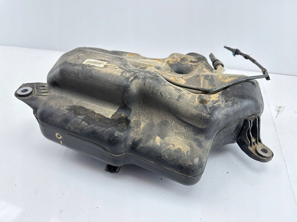 фото №9, Audi a6 c7 2015 бак жидкость adblue