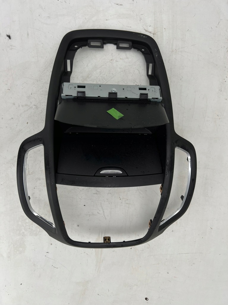 фото №1, Панель радио средний с дисплей opel zafira c 1529531