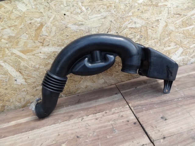 фото №1, Subaru xv 2013 1,6 резонатор повітря оригінал