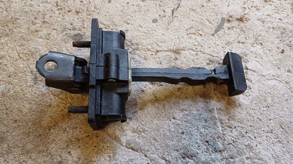 фото №1, Citroen c4 cactus обмежувач двері лівий передній