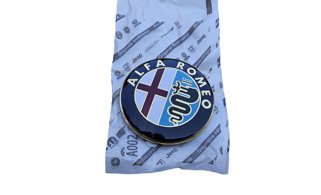 фото №1, Alfa romeo емблема logo значок om 7,5 cm