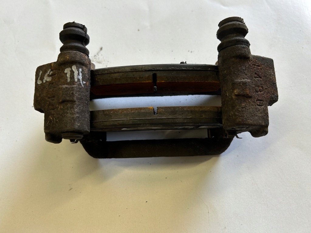 фото №1, Toyota land cruiser 90 95 скоба суппорт задняя