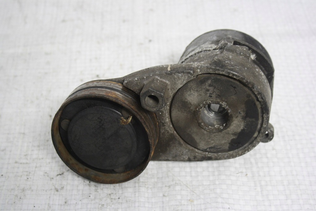 фото №4, Натяжитель ремень audi a6 c5 078903133t