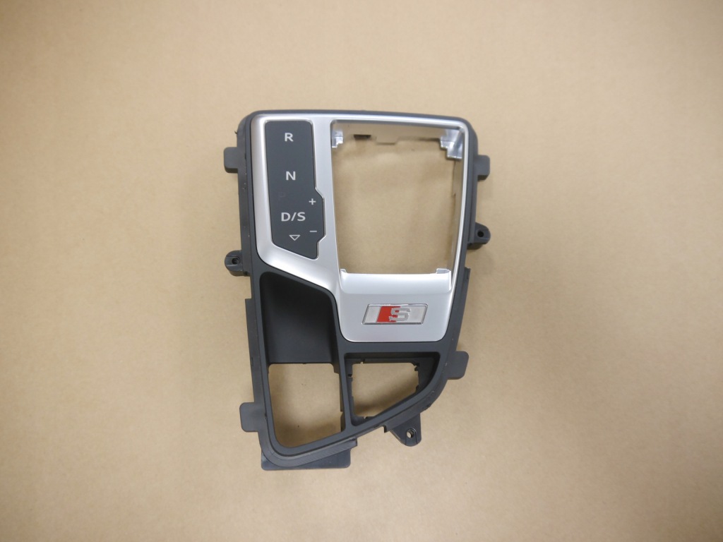 фото №1, Audi s4 s5 8w дисплей передач 8w1713111b