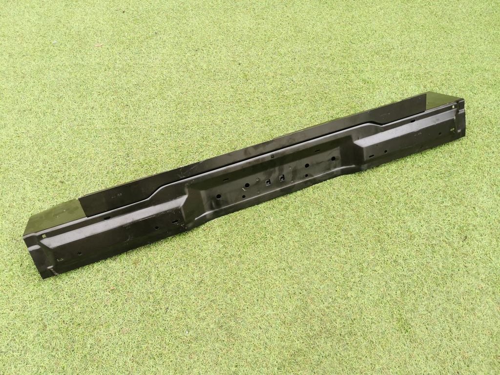 фото №1, Mercedes vito v klasa 447 обшивка усилитель pas задняя