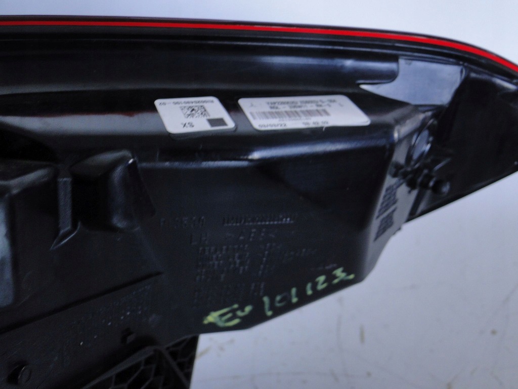 фото №7, Mercedes e 213 w213 lift лампа задняя левая sedan