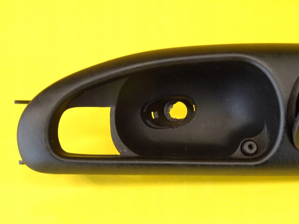 фото №3, Попільничка alfa romeo 166 nr115