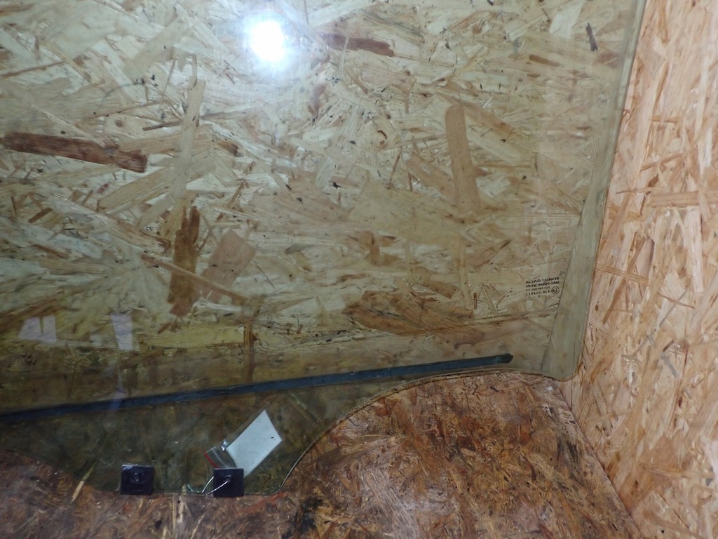 фото №8, Стекло дверь правый перед dacia lodgy 2019 1.6sce eu 8285