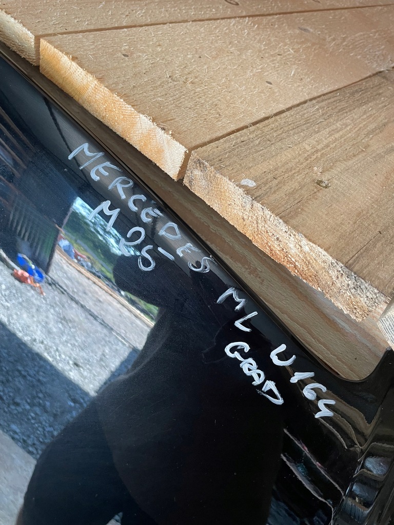 фото №11, Капот крышка двигателя mercedes ml w164