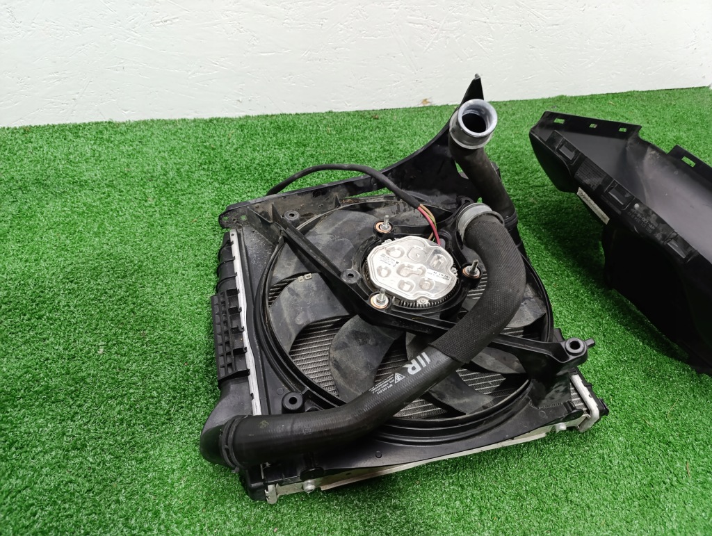 Porsche 911 991 carrera gt3 gt4 rs радиатор воды правый  вентилятор комплект Оригинал